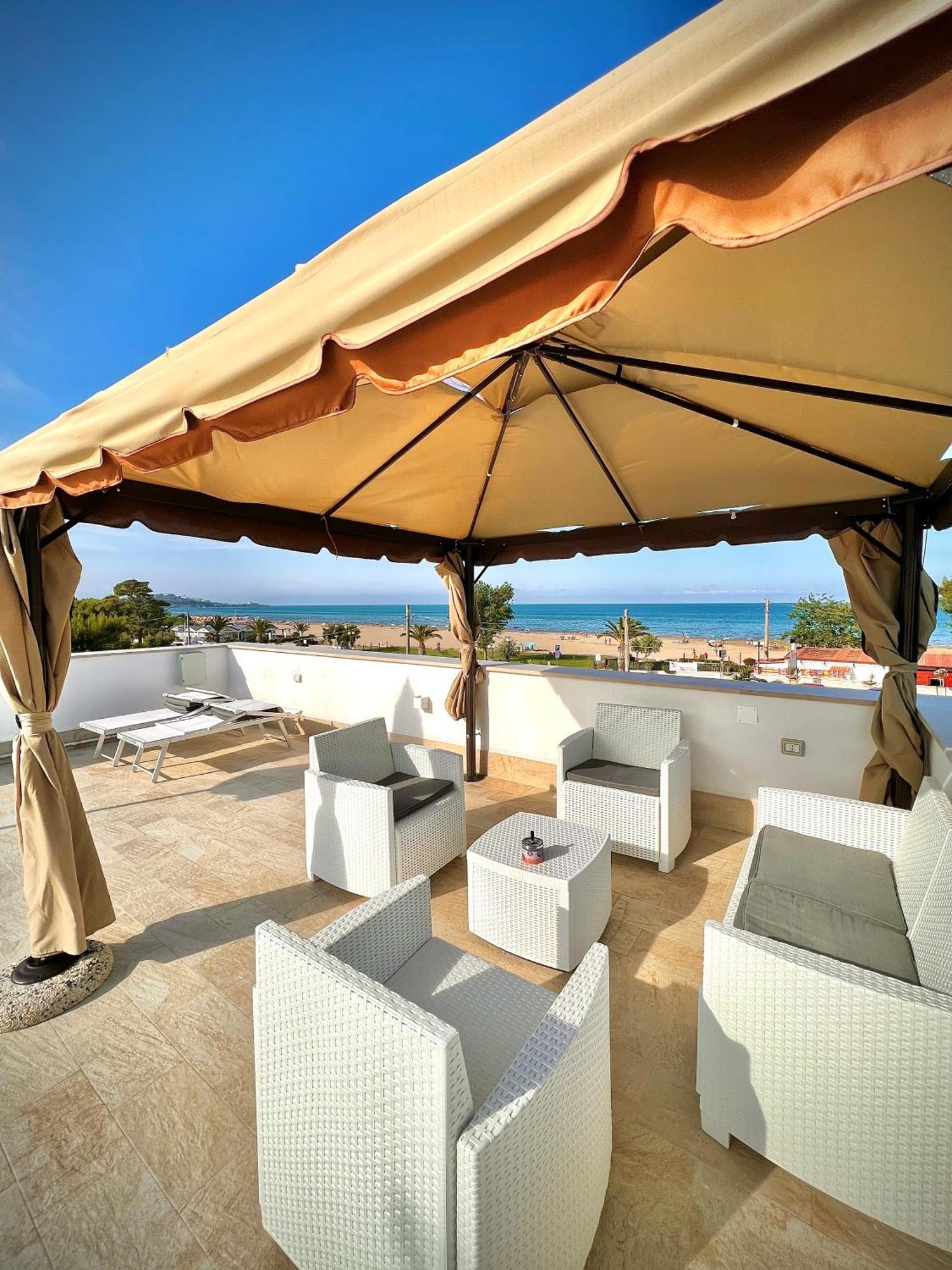 Villa Latino Вьесте Экстерьер фото